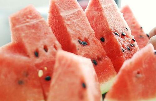 梦见吃瓜呕吐,吃瓜呕吐背后的心理寓意