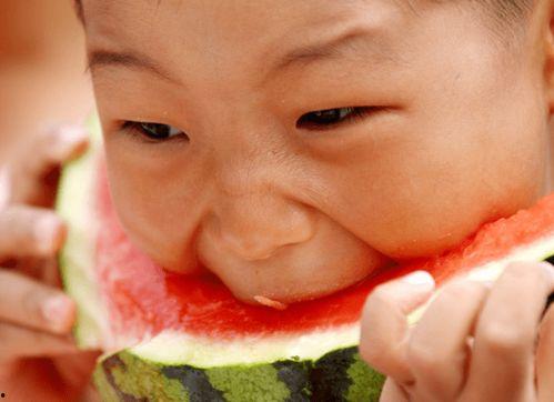 调皮吃瓜,揭秘娱乐圈的欢乐与争议