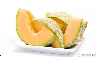 吃哈密瓜和水,水润肌肤——揭秘瓜果与水润的秘密