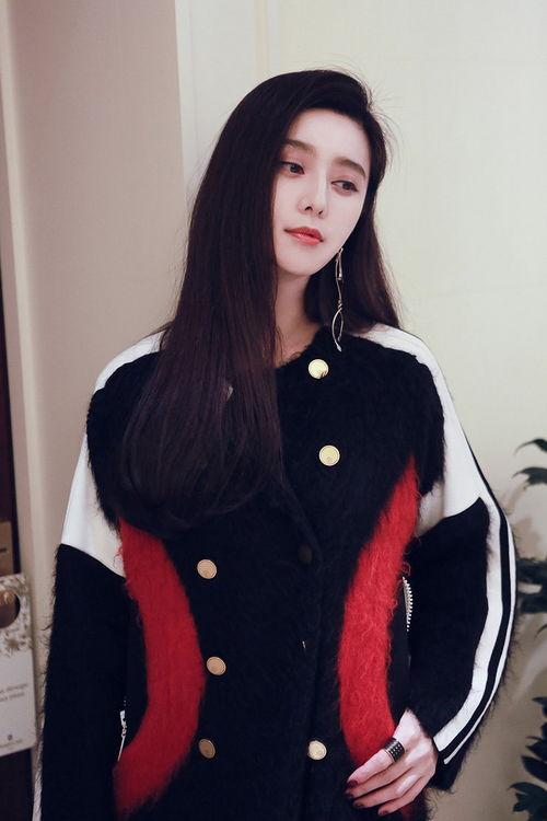 抖音山东蔡文静吃瓜